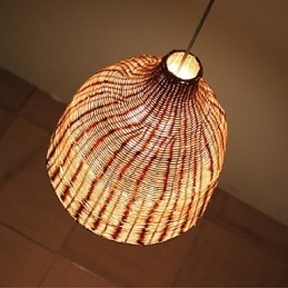 Lampe suspendue de style rural fabriquée à la main par Cane Art