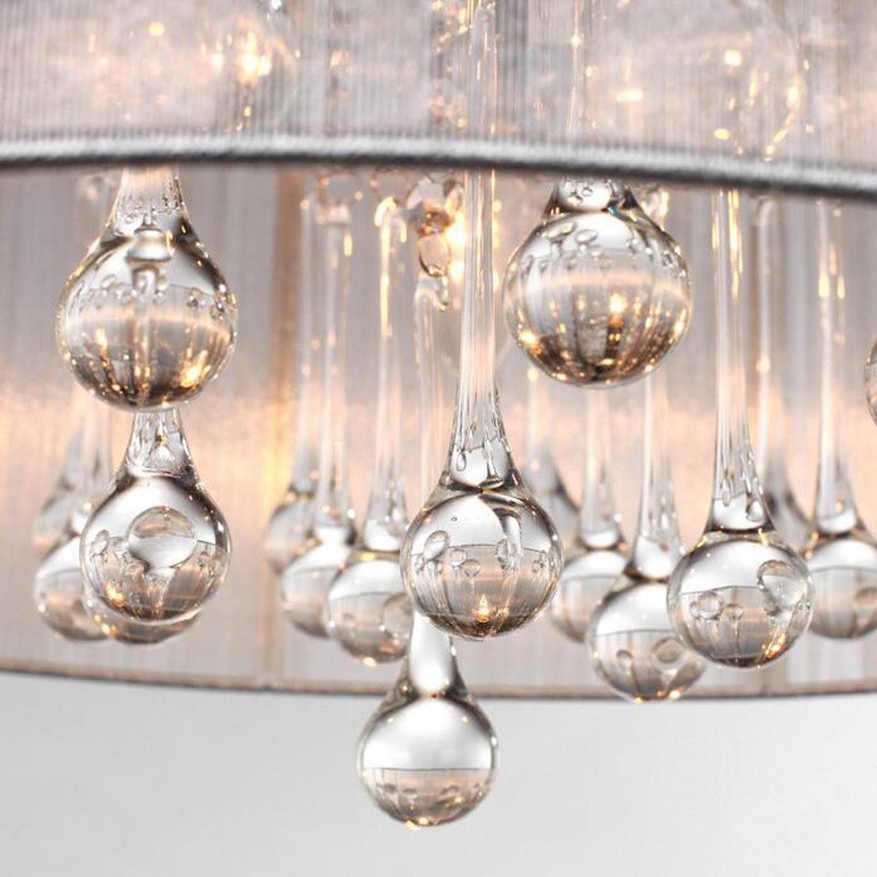 Lustre traditionnel classique en cristal et métal chromé