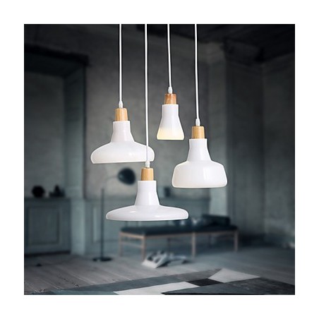 Suspension créative à 4 lumières avec abat-jour en fer Suspension créative à 4 lumières avec abat-jour en fer