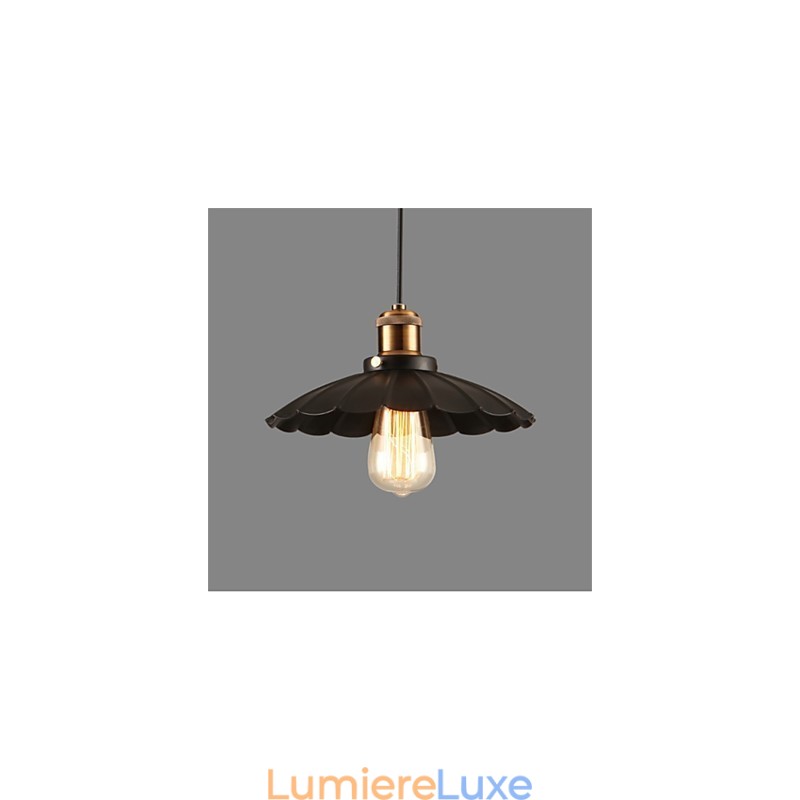 Lustre vintage en fer forgé avec parapluie noir unique