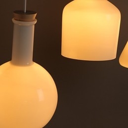 Lampe suspendue en verre blanc magique, contemporaine et compacte, idéale pour les bouteilles
