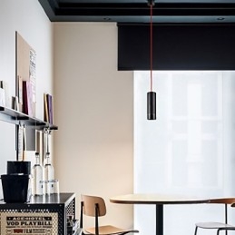 Mini suspension 1 lumière noire anodisée avec aluminium