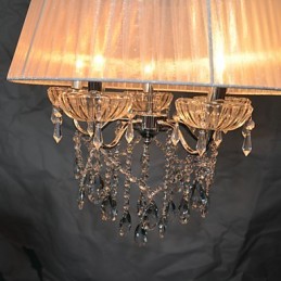 Suspension 5 lumières délicate et chic avec motif fleuri