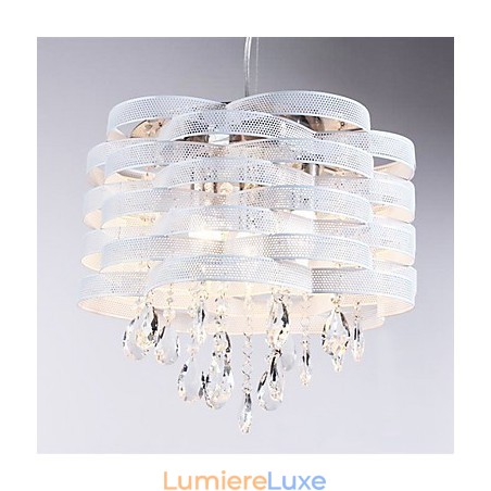 Suspension élégante en cristal à 3 lumières Suspension élégante en cristal à 3 lumières