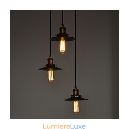 Suspension vintage à 3 lumières avec abat-jour en fer Suspension vintage à 3 lumières avec abat-jour en fer