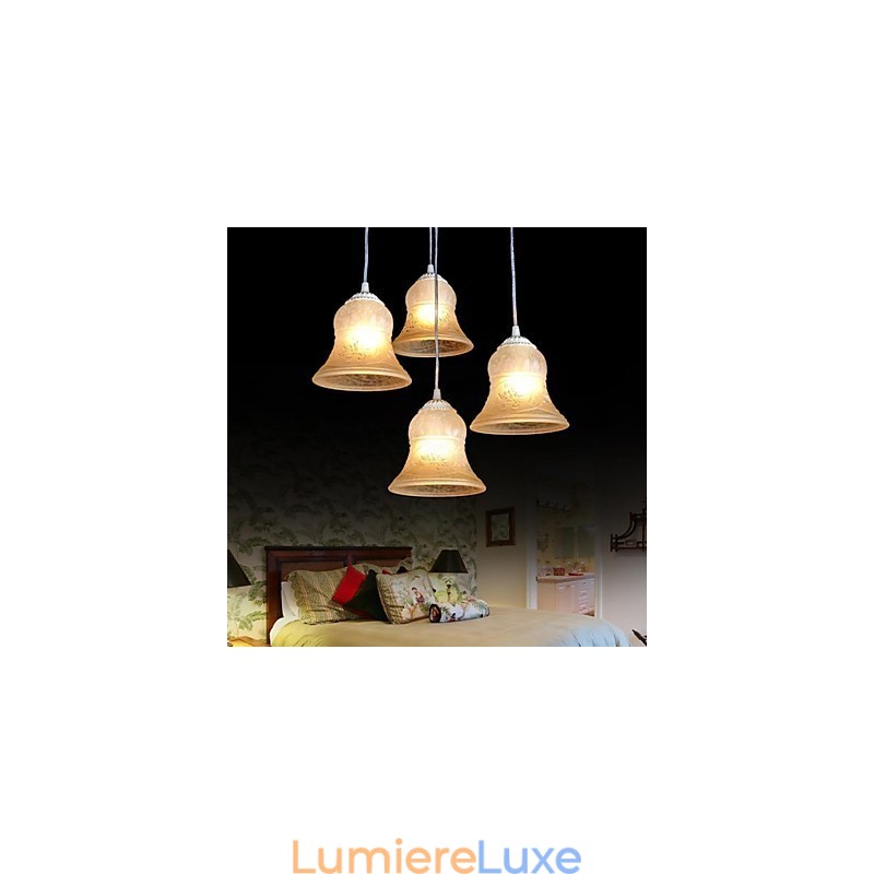 Suspension blanche à quatre lumières avec abat-jour en verre doré à la main, style rétro européen classique