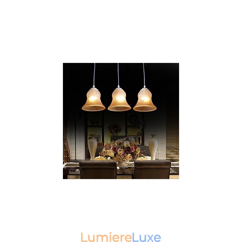 Suspension blanche à trois lumières avec abat-jour en verre doré à la main, style rétro européen classique