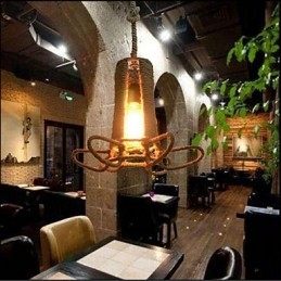 Lustre rétro en fer forgé de type industriel rural nord-américain