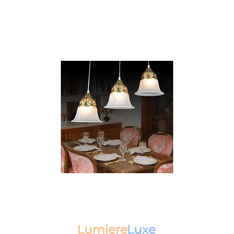 Suspension en bronze à trois lumières en verre moiré, style européen classique