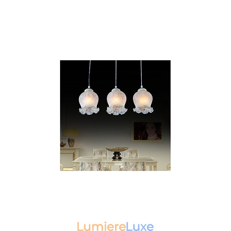 Suspension blanche à trois lumières style rétro européen classique