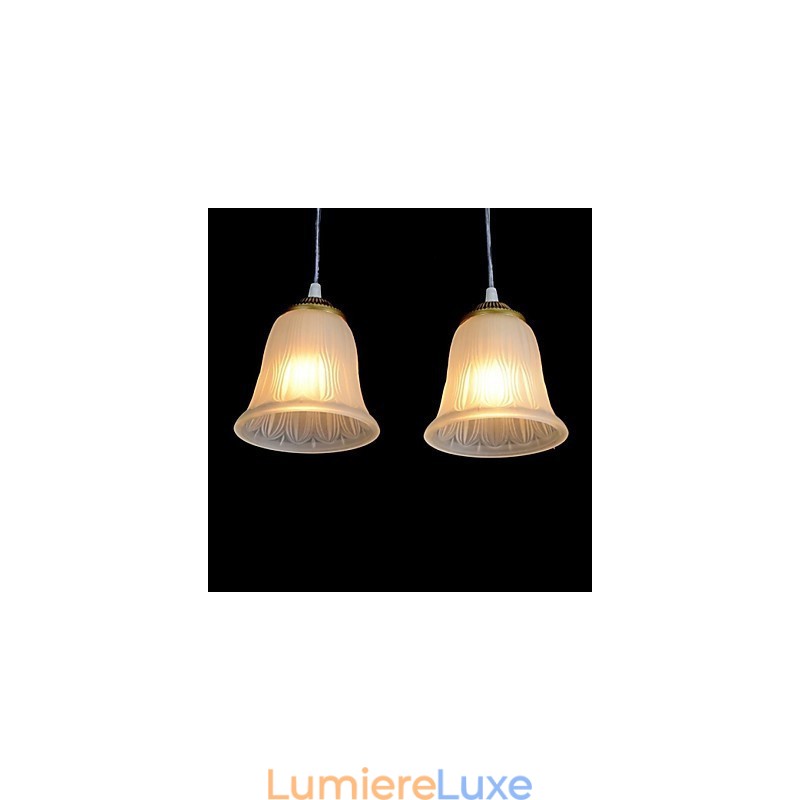 Suspension en bronze à trois lumières, abat-jour en verre, style rétro européen classique