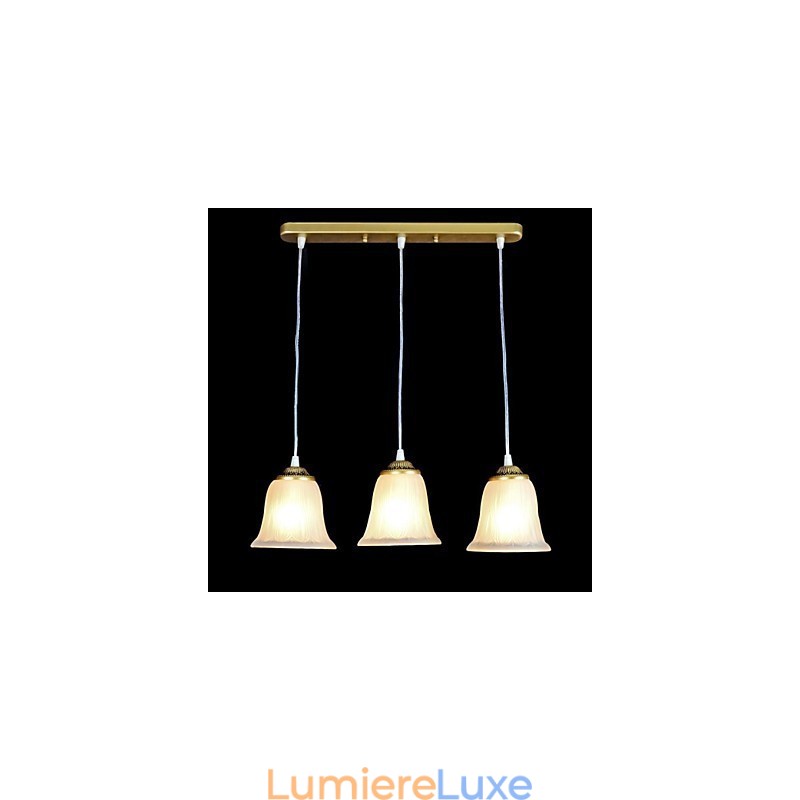 Suspension en bronze à trois lumières, abat-jour en verre, style rétro européen classique