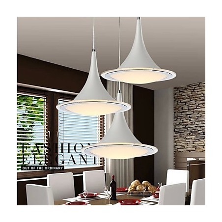 1 lustre suspendu en acrylique 1 lustre suspendu en acrylique