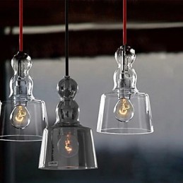Lampe suspendue de la ligne de parfums The Glass Chandelier