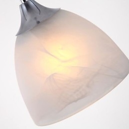 Suspension moderne à trois lumières avec auvent oblong en forme de coupe à vin