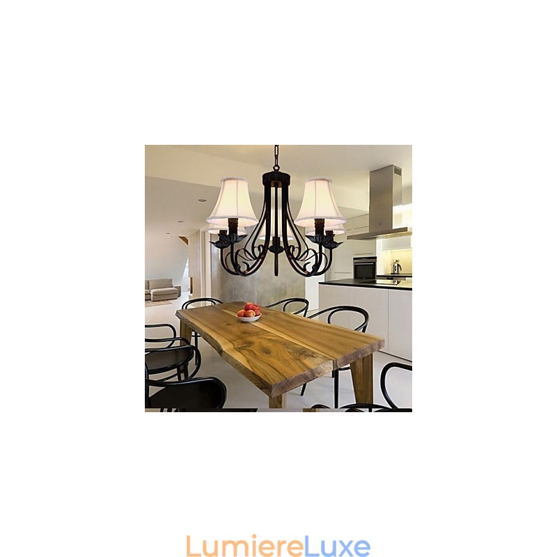 Lustre traditionnel classique en laiton antique