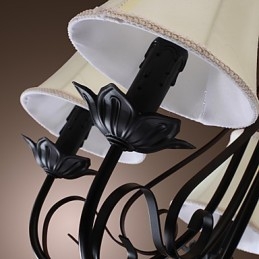 Lustre traditionnel classique en laiton antique