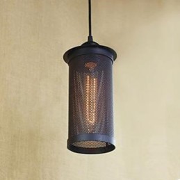 Restauration : le vent restaure les anciennes méthodes de pose de lampes suspendues