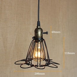 L'industrie rurale américaine a signé un contrat pour un lustre en fer forgé de petite taille et de conception créative.