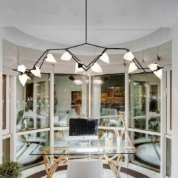 Lustre moderne et contemporain à 8 lumières