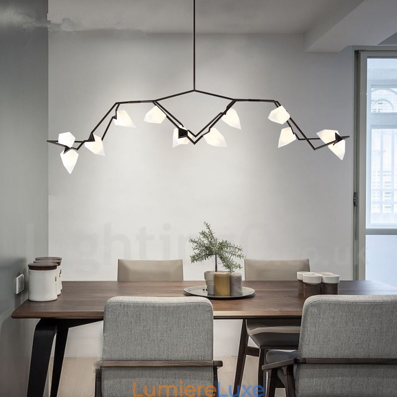 Lustre moderne et contemporain à 8 lumières