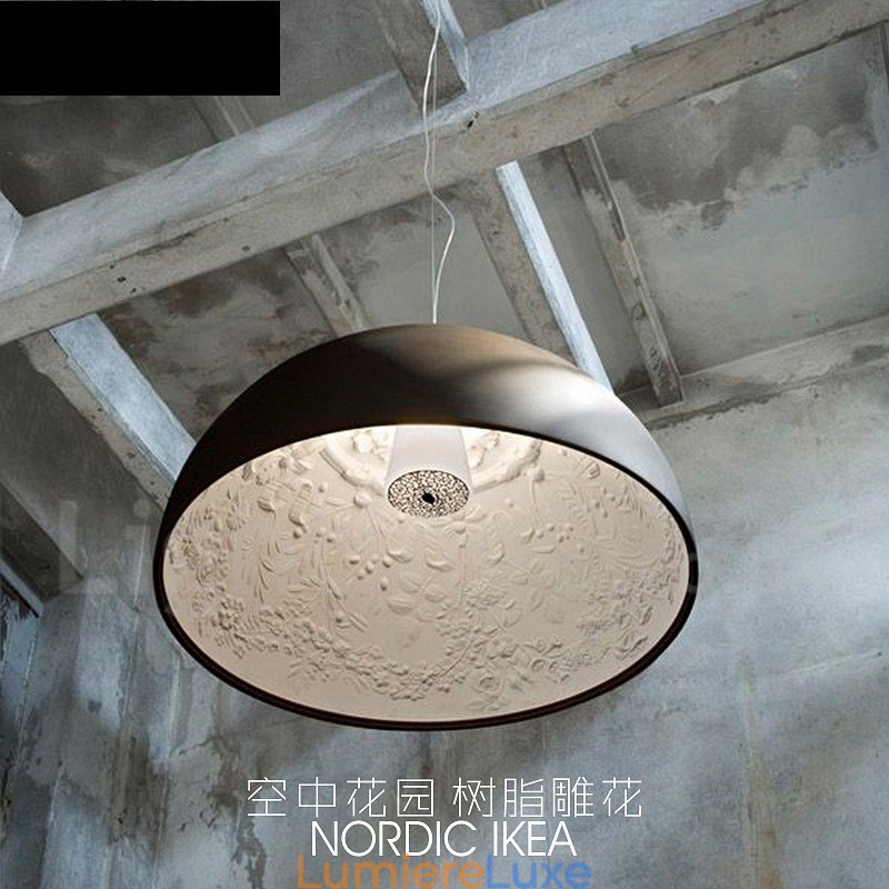 Suspension rustique noire à 1 lumière