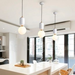 Suspension contemporaine moderne avec abat-jour en verre