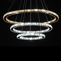 Plafonniers avec anneau en cristal de style tendance