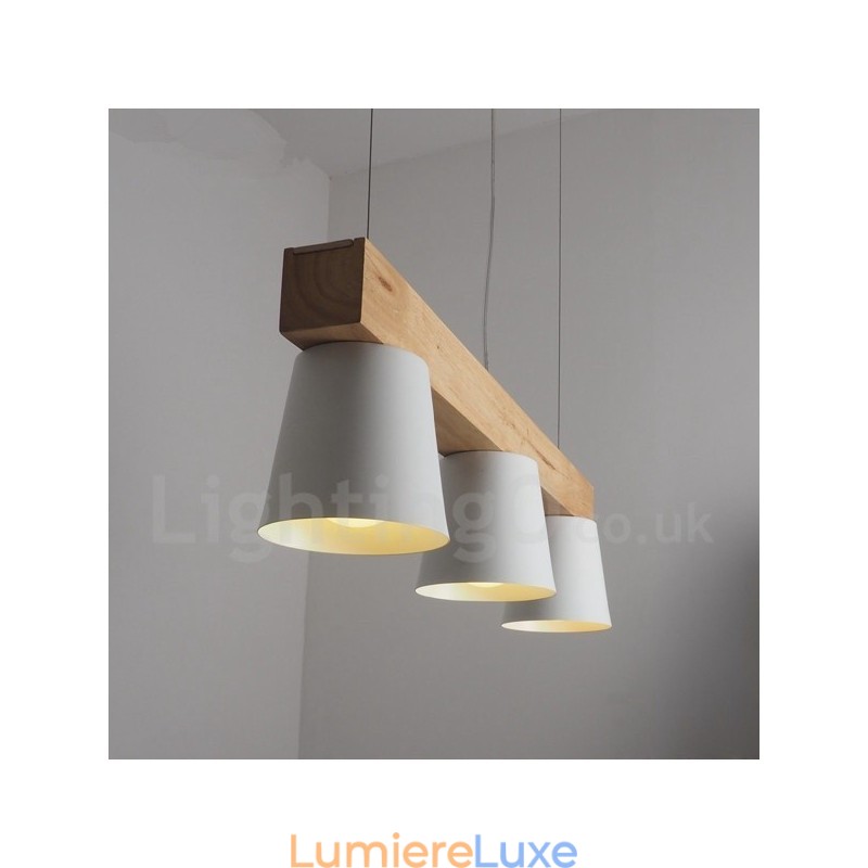 Suspension en bois moderne et contemporaine à 3 lumières