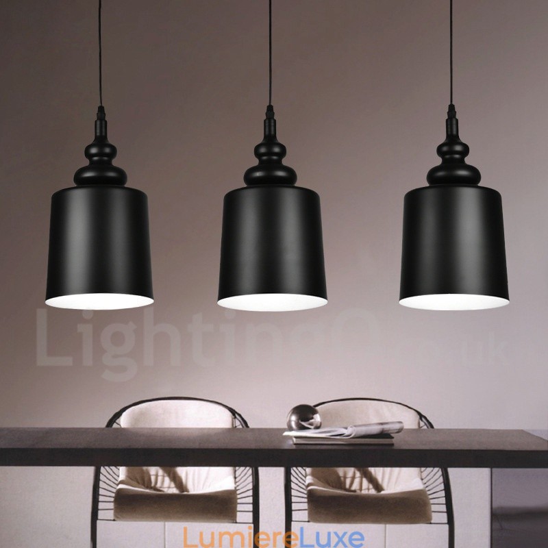 Suspension noire moderne et contemporaine à 3 lumières