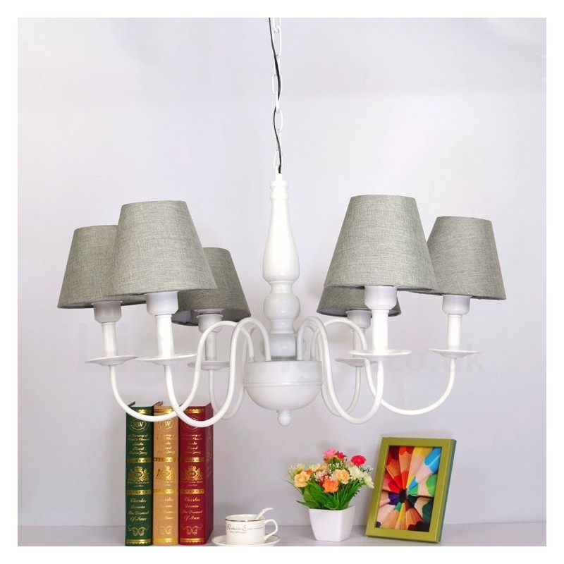 Lustre traditionnel classique intégré en métal