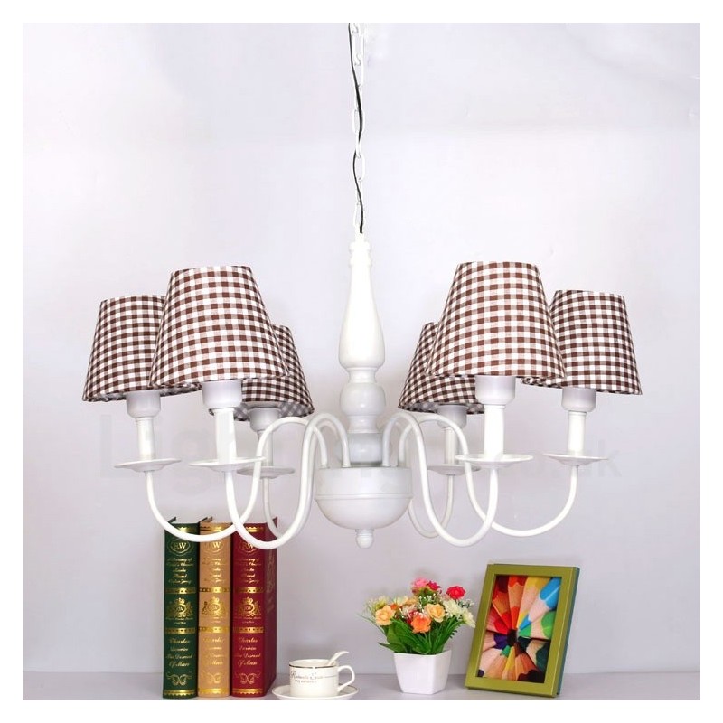 Lustre traditionnel classique intégré en métal