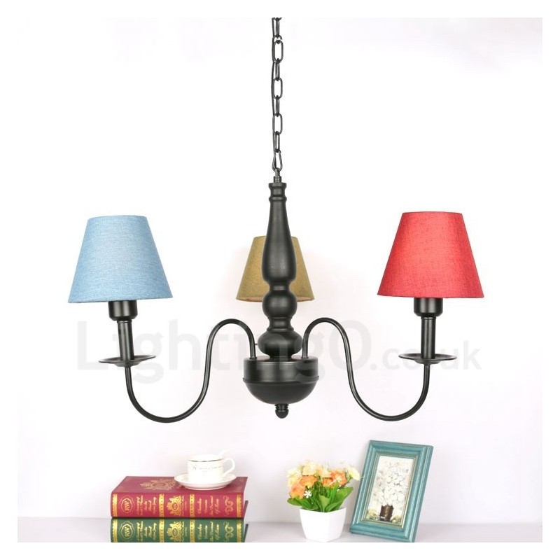 Lustre classique traditionnel en métal intégré à 3 lumières