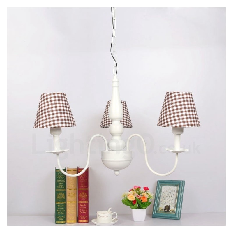 Lustre traditionnel classique intégré en métal