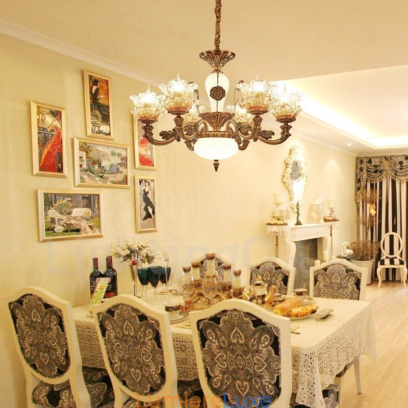 Lustre classique traditionnel en métal intégré à 6 lumières