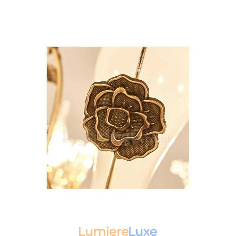 Lustre classique traditionnel en métal intégré à 6 lumières