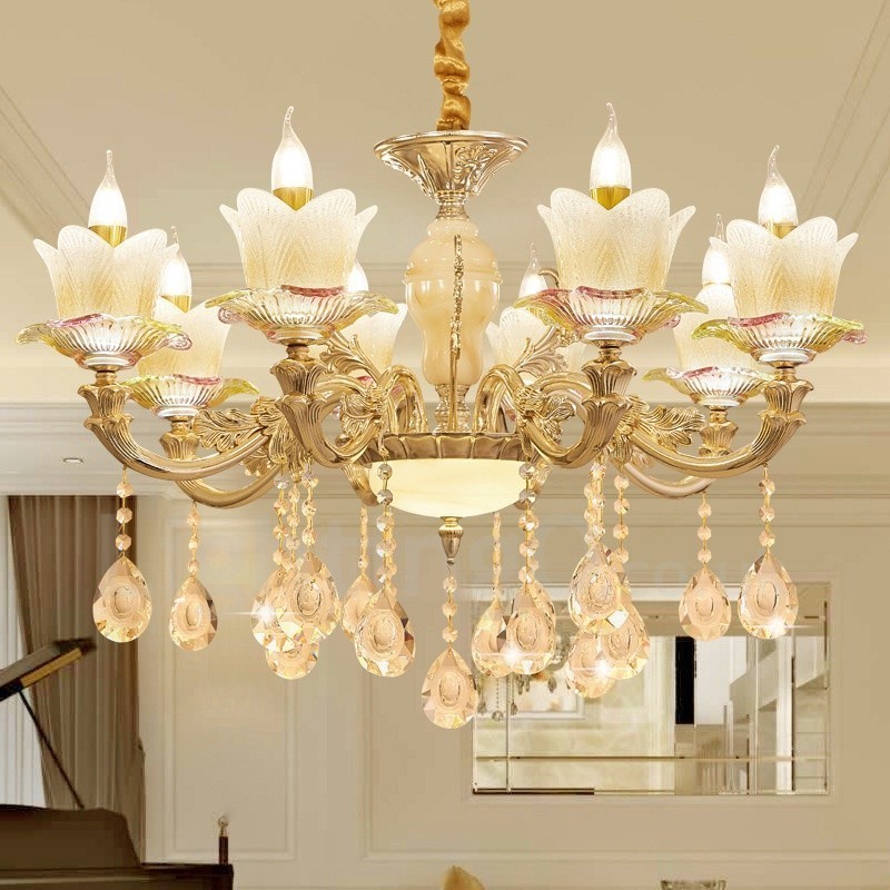 Lustre classique traditionnel en métal intégré à 8 lumières