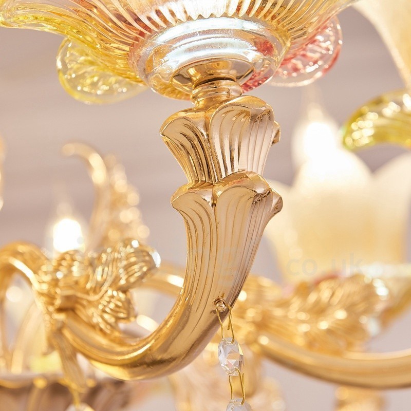 Lustre classique traditionnel en métal intégré à 8 lumières