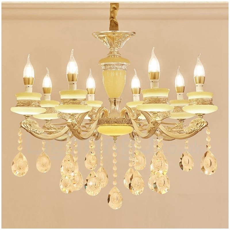 Lustre classique traditionnel en métal intégré à 8 lumières