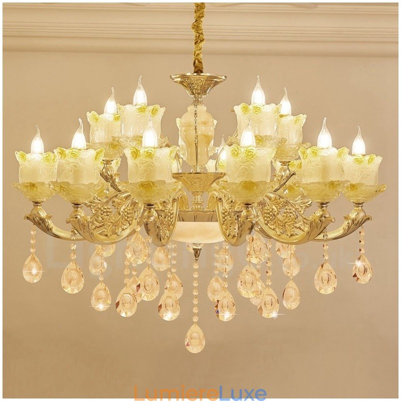 Lustre classique traditionnel en métal intégré à 15 lumières