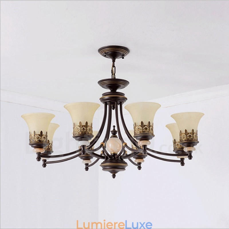 Lustre classique traditionnel en métal intégré à 8 lumières