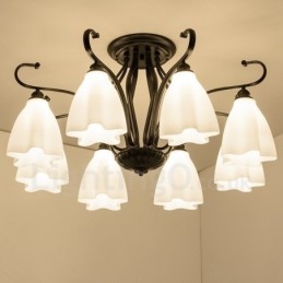 Lustre rustique intégré à 8 lumières