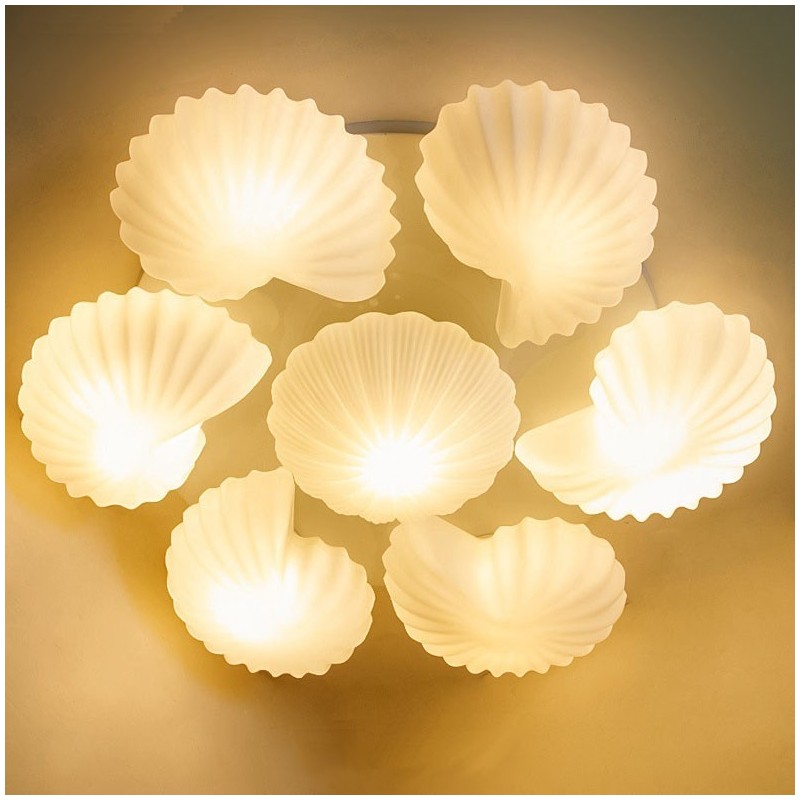 Lustre intégré classique traditionnel à 7 lumières avec abat-jour en verre