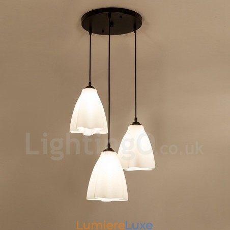Suspension classique traditionnelle à 3 lumières en métal intégrée Suspension classique traditionnelle à 3 lumières en métal intégrée