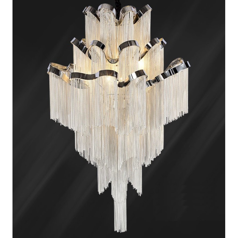 Lustre design en aluminium Stream, luminaire suspendu argenté, escalier en colimaçon