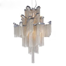 Lustre design en aluminium Stream, luminaire suspendu argenté, escalier en colimaçon