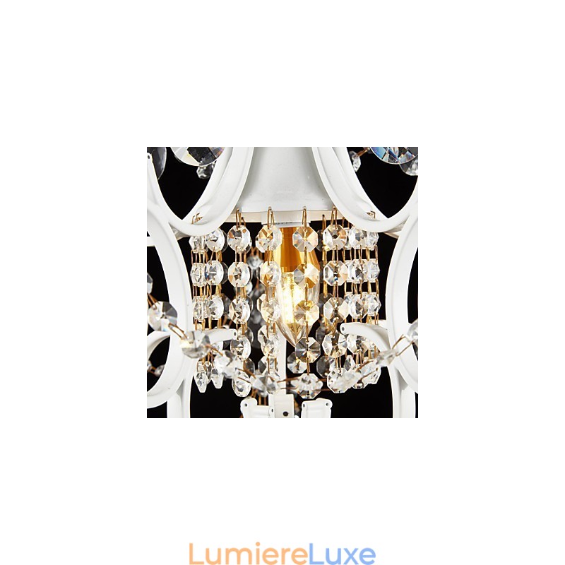 Lustre en fer peint avec lampe d'éclairage moderne en cristal transparent