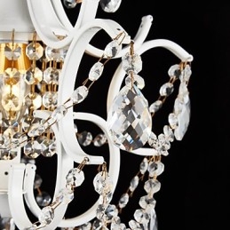 Lustre en fer peint avec lampe d'éclairage moderne en cristal transparent