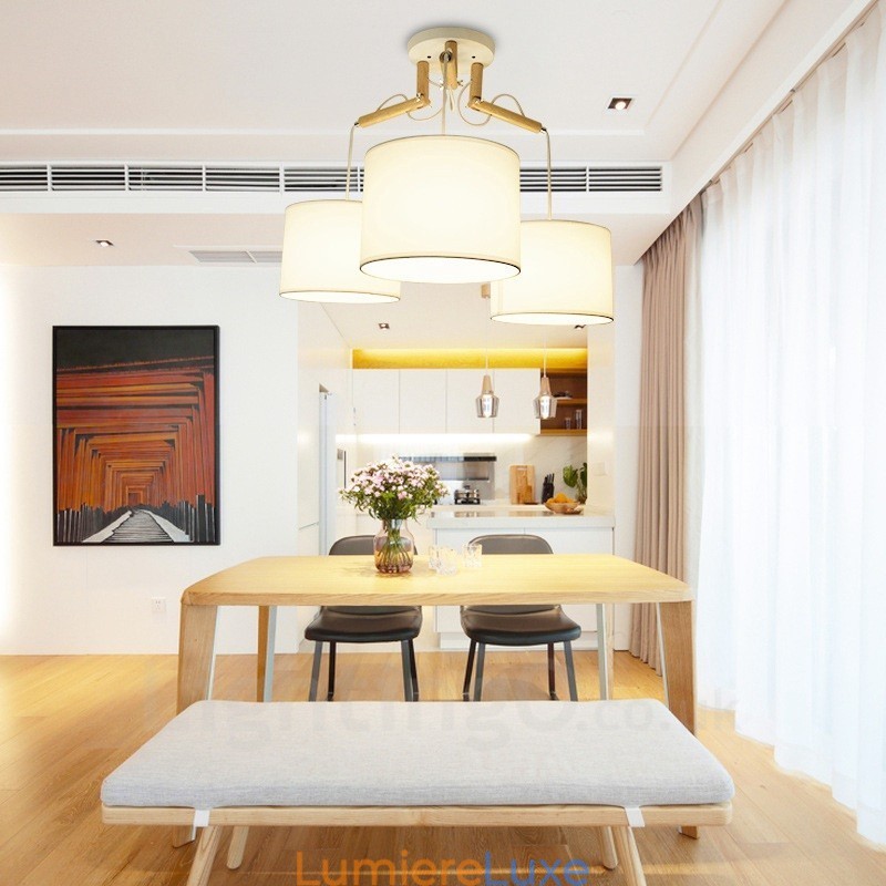 Suspension contemporaine moderne en bois à 3 lampes avec abat-jour en tissu