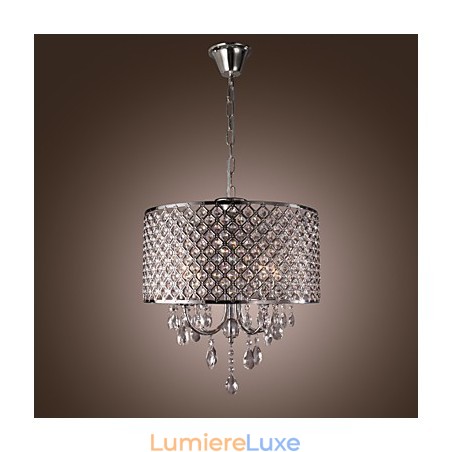 Lustre traditionnel classique en cristal et métal chromé Lustre traditionnel classique en cristal et métal chromé